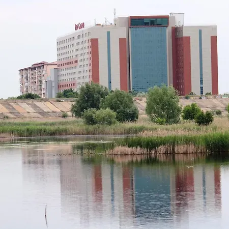 Apartament Vitan Modern Apartment, Sleeps 4