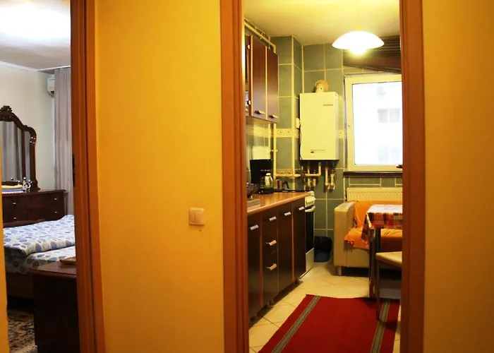 Vitan Modern Apartment, Sleeps 4 Apartment Bucharest